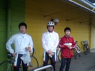 【070103_1223~0001.jpg】【幅320X高さ240】【容量24273】
